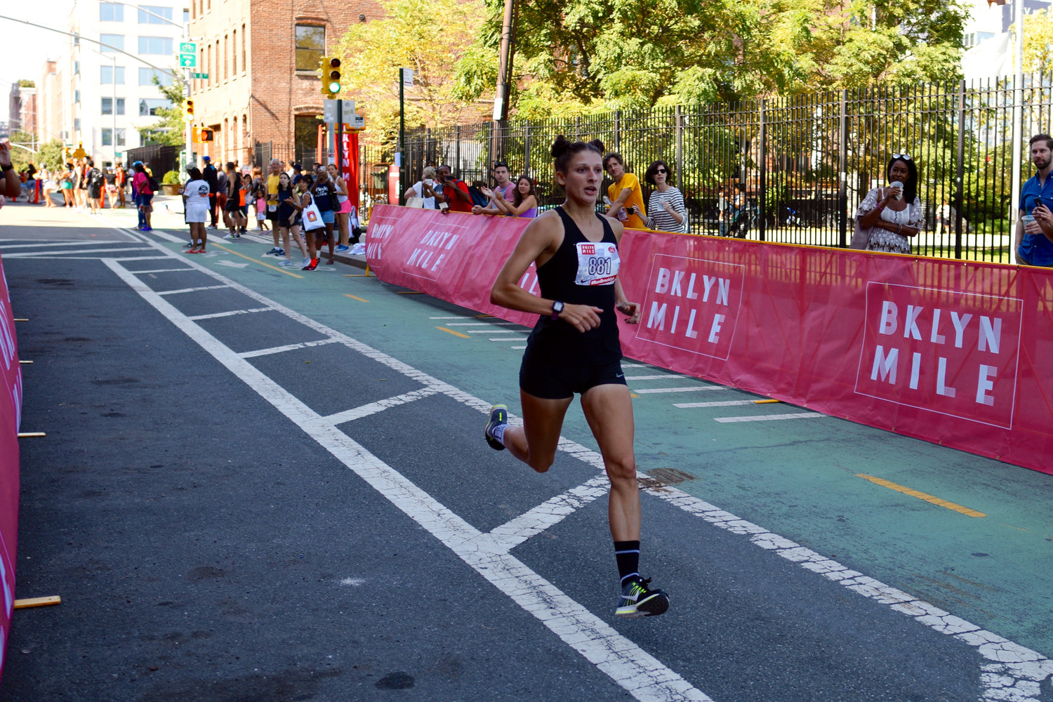 Brooklyn's own Katie Michno (@boltlittlelady), who won the women's open race.